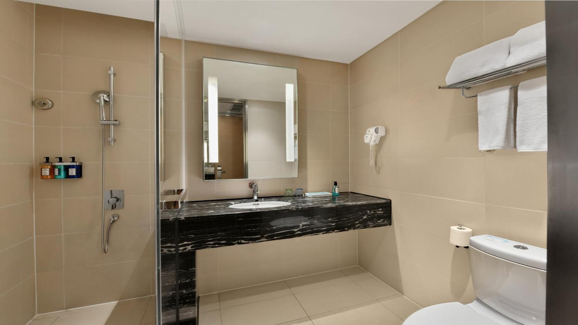 Holiday Inn Express Chengdu Huanhuaxi By Ihg-Near Jinsha Site Musem,Near Wuhou Temple Museum,Welcome Drinks,Free Gym,Free Self-Service Laundry 외부 사진