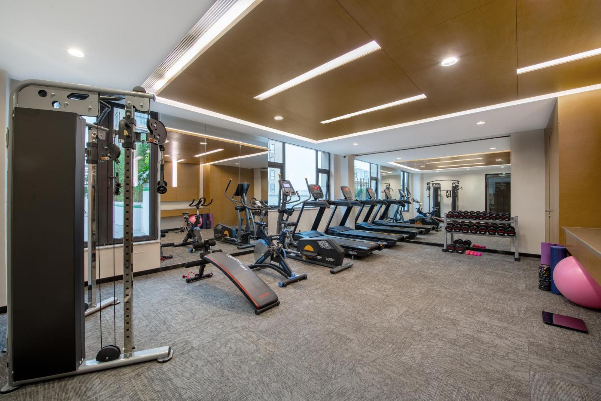 Holiday Inn Express Chengdu Huanhuaxi By Ihg-Near Jinsha Site Musem,Near Wuhou Temple Museum,Welcome Drinks,Free Gym,Free Self-Service Laundry 외부 사진